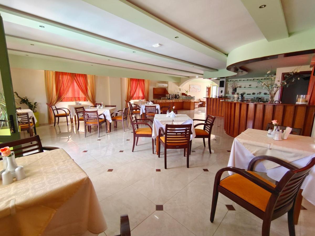Hotel Alex (Adults Only) Karpathos Exteriér fotografie